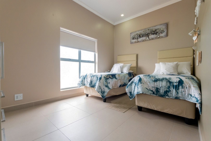3 Bedroom Property for Sale in Blue Lagoon Western Cape